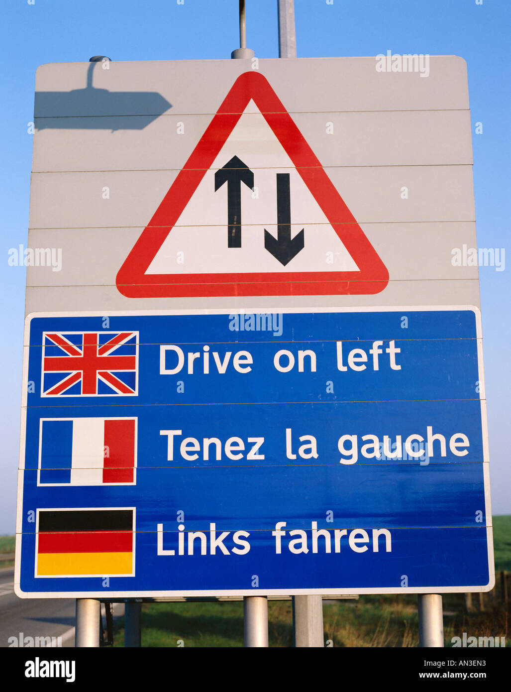 Panneau de signalisation angleterre Banque de photographies et d’images ...