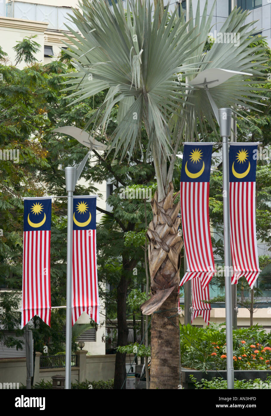 Drapeaux de Malaisie pendaison le concept lampadaires patriotique patriotisme Banque D'Images