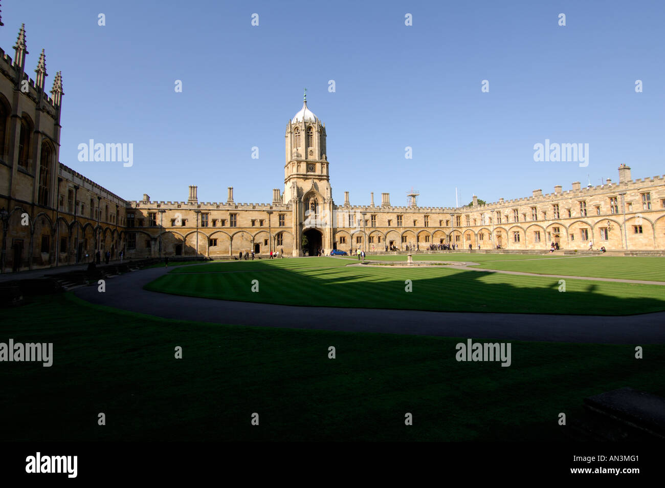 Oxford Christ Church Tom Tower, Quad et la fontaine de mercure Banque D'Images