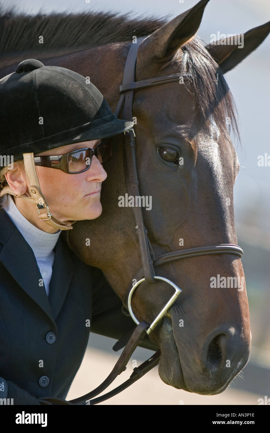 Grosse Pointe Woods Michigan un concurrent avec son cheval dans la Grosse Pointe Hunt Club s Pony Show Banque D'Images