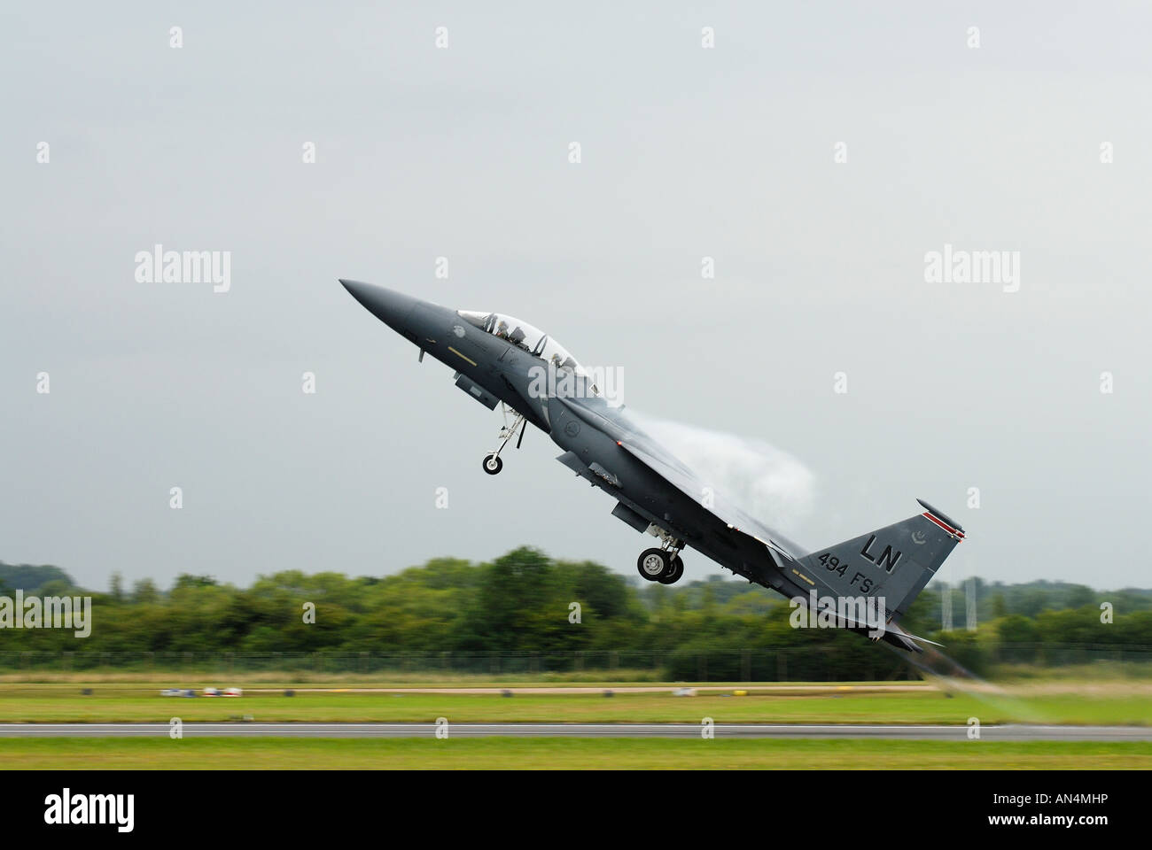 F15 Strike Eagle décolle à Fairford, Gloucester Banque D'Images