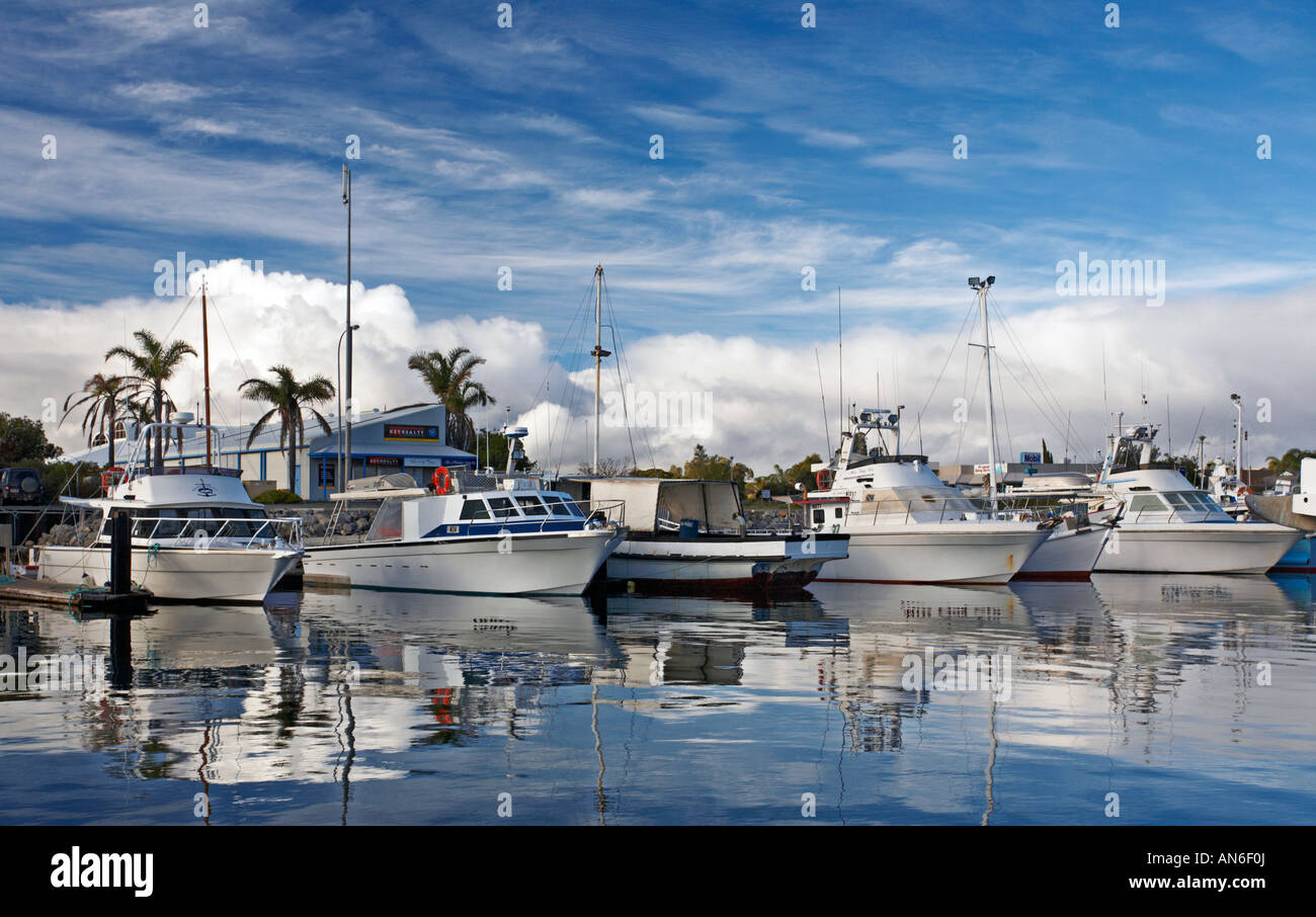 Les bateaux de pêche amarrés marina Port Lincoln, Australie du Sud Banque D'Images