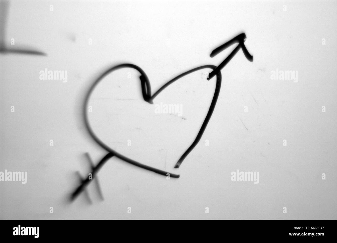 Coeur dessiné sur un conseil scolaire Banque D'Images