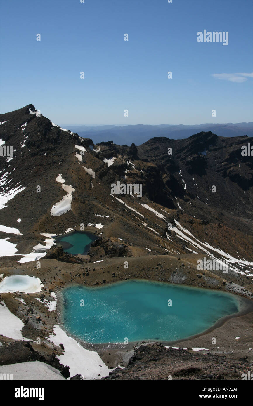 Vue d'un des lacs d'Émeraude sur le Tongariro Alpine Crossing sur l'île du nord de la Nouvelle-Zélande Banque D'Images