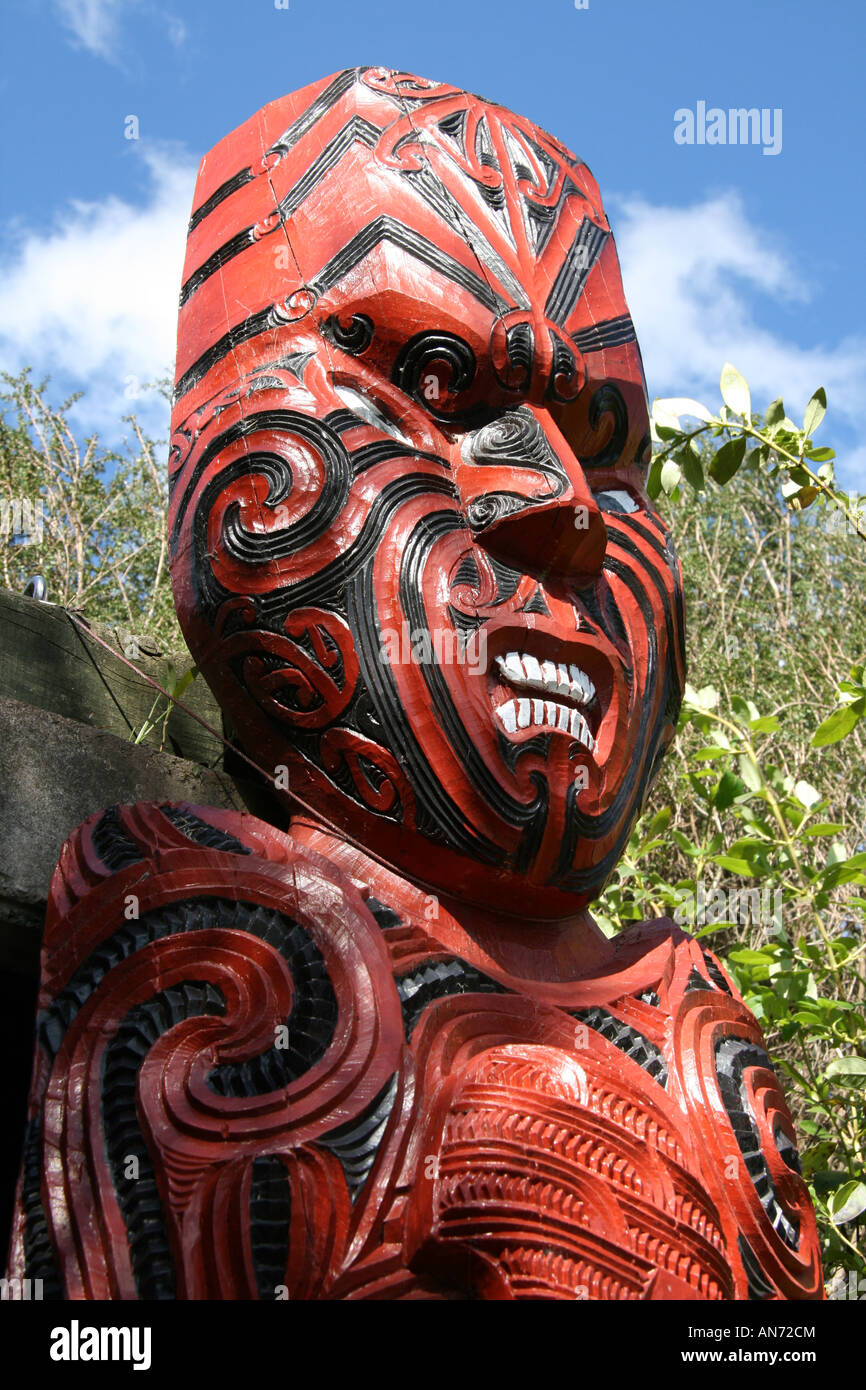 Masque Maori au Te Puia Rotarua île du Nord Nouvelle-zélande Banque D'Images