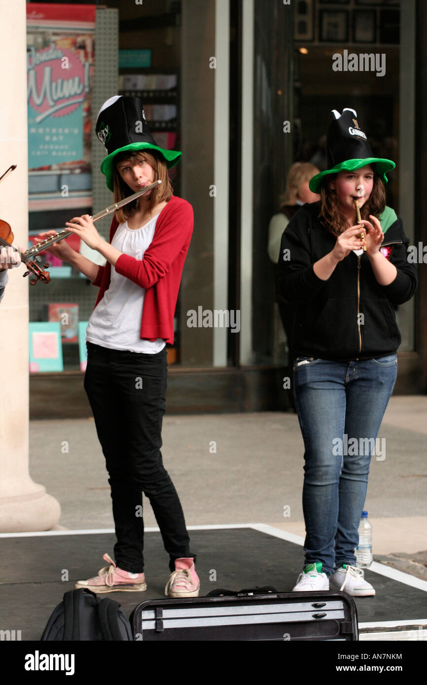 St Patrick's day musiciens Banque D'Images