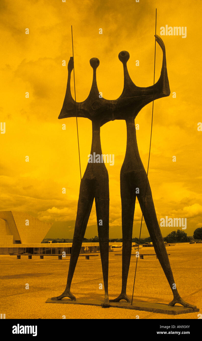 Bruno Giorgi sculpture de deux guerriers Brasília Brésil Banque D'Images