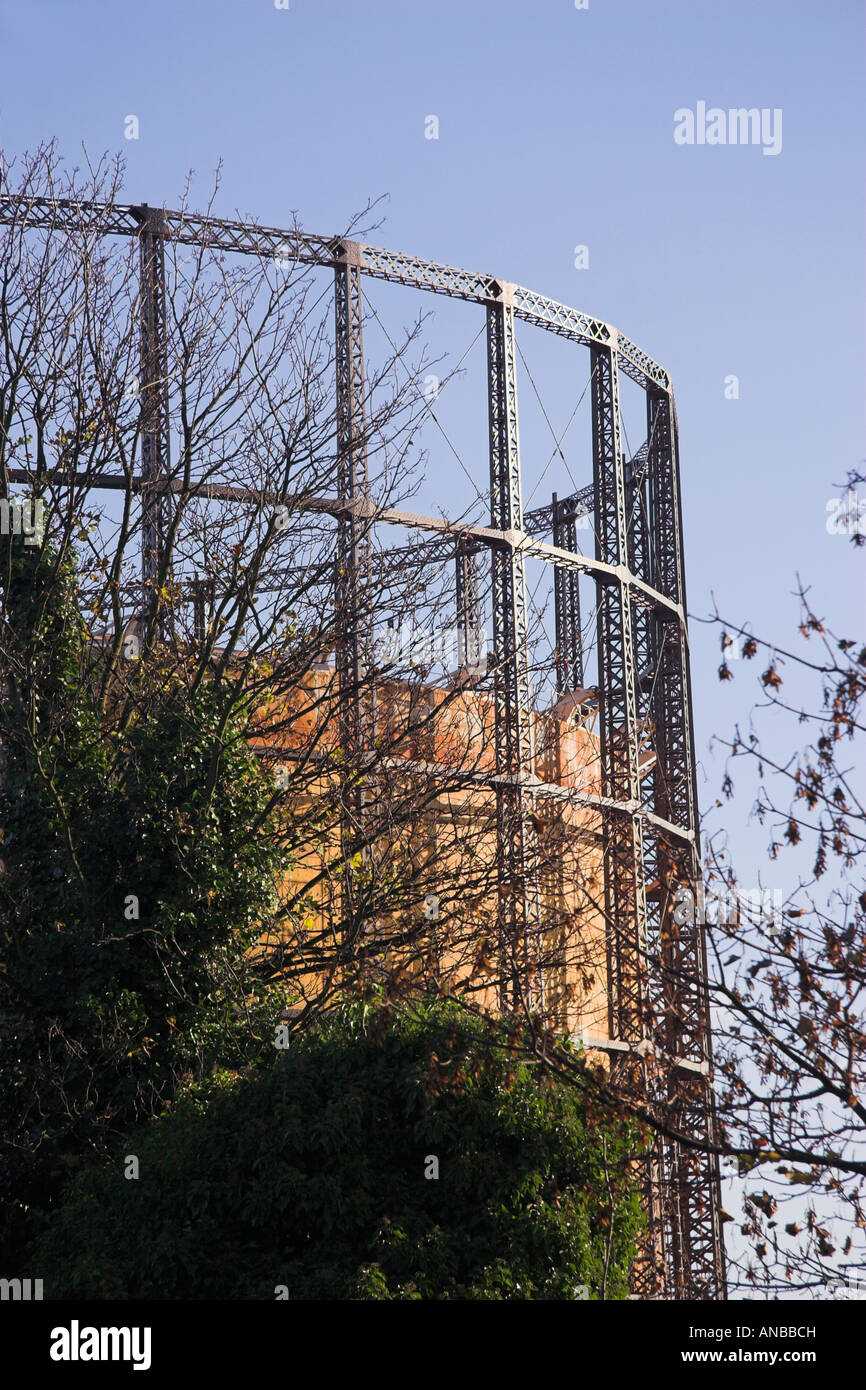 Royaume-Uni, Angleterre, Londres, près de Ladbroke Grove, installation de stockage de gaz Banque D'Images