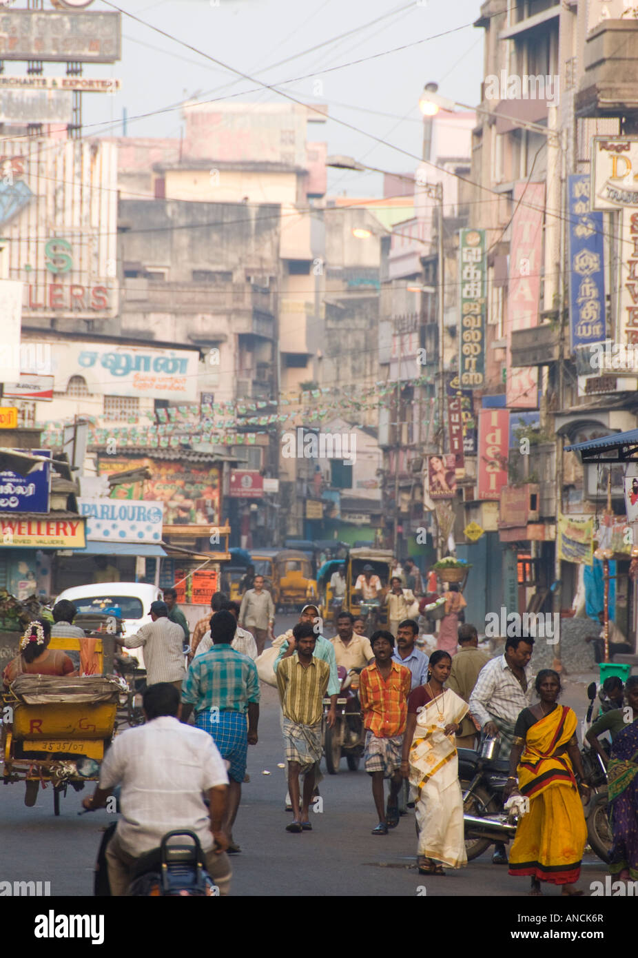Une scène de rue à Chennai Inde du Sud Banque D'Images