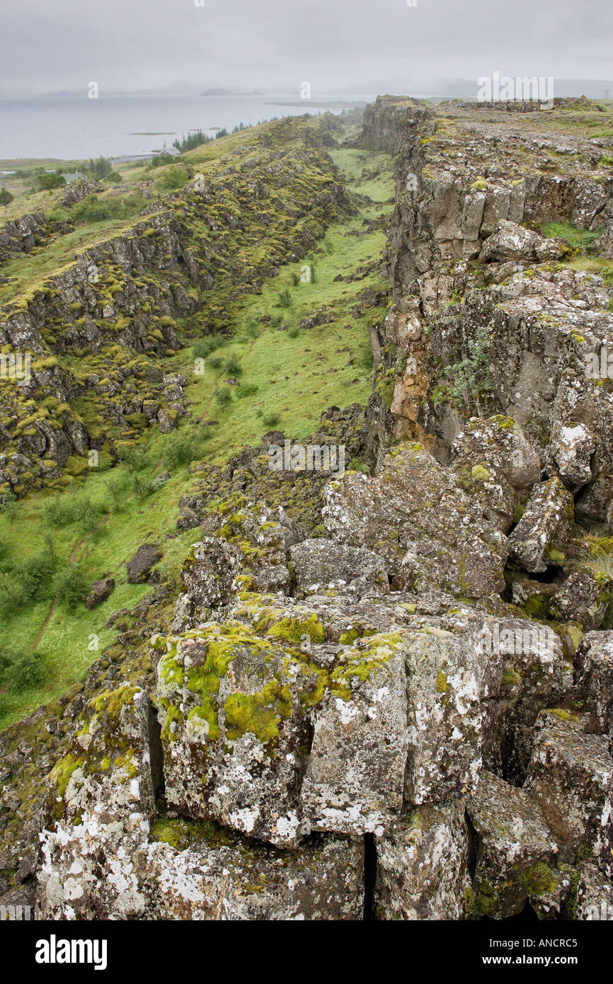 Zone de la Fissure de Thingvellir Islande réunion de la plaque nord-américaine l'Euro La plaque asiatique Site patrimoine mondial de l'UNESCO Banque D'Images