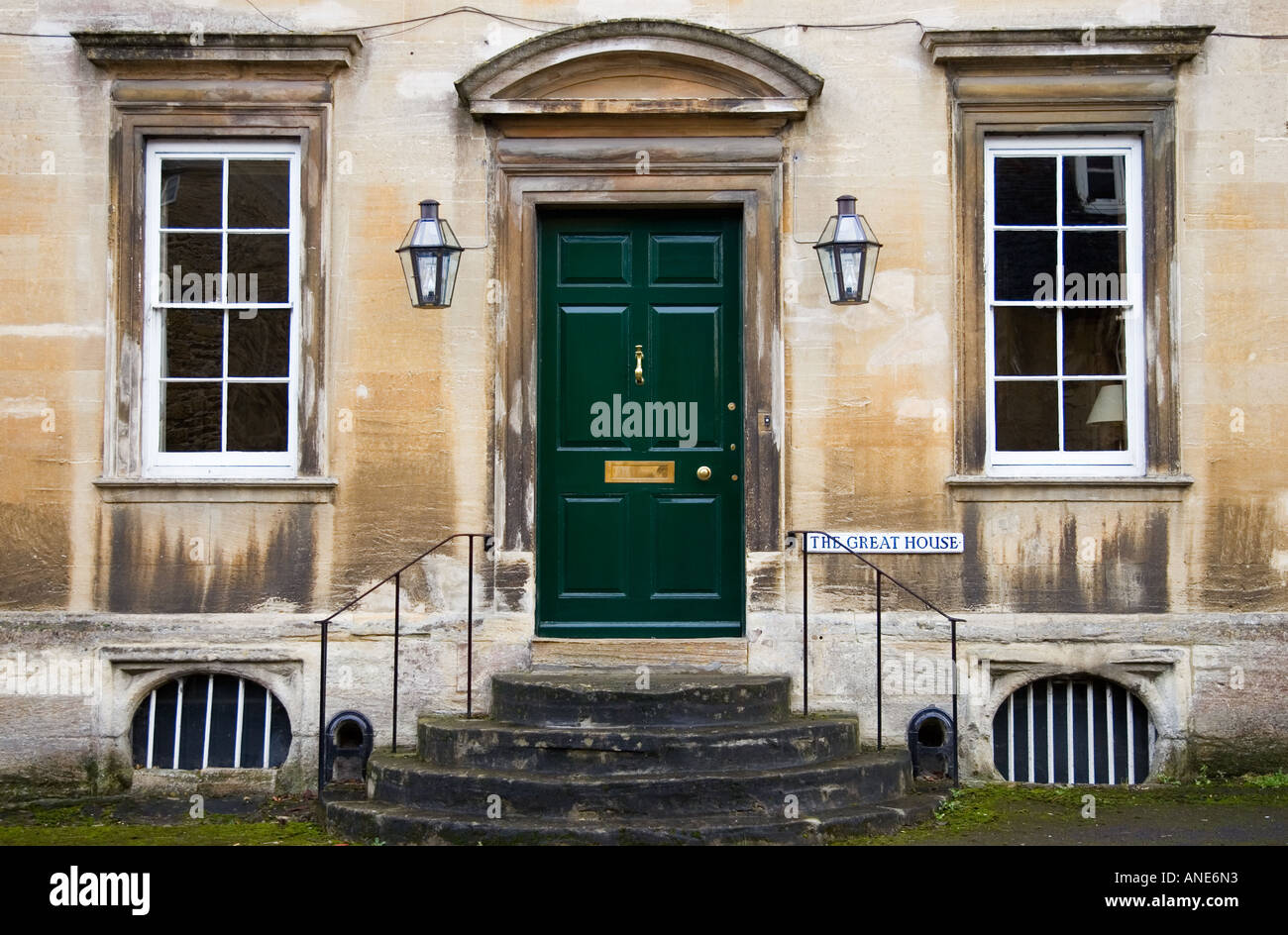 De l'extérieur d'un Cotswolds house appelée la Grande maison dans la ville de Burford UK Banque D'Images