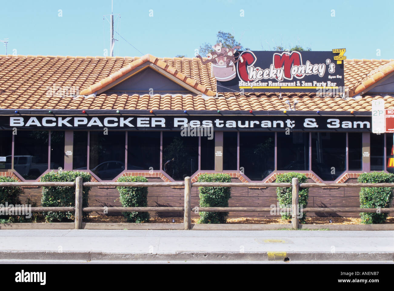 Cheeky Monkey's Backpacker Restaurant & Bar, Byron Bay, NSW, Australie, Côte Est. Banque D'Images