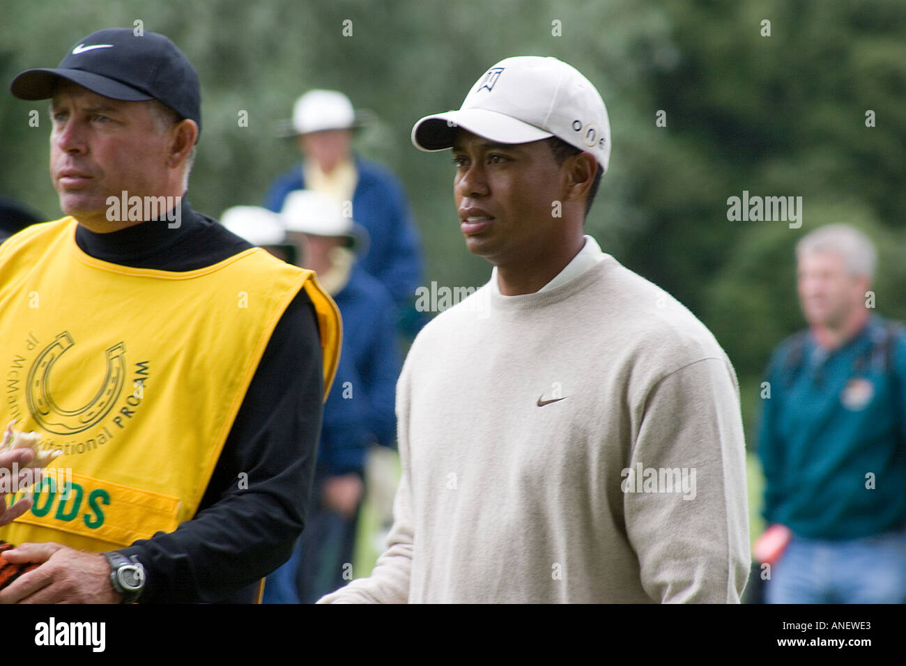 Tiger Woods jouer au golf en Irlande Banque D'Images