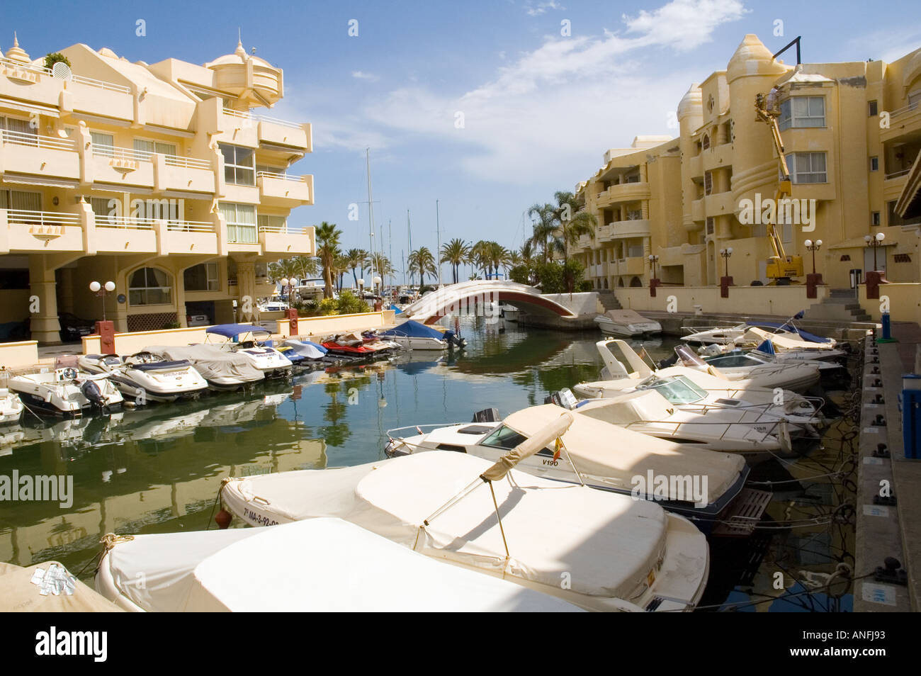 Vue sur Peurta Marina Benalmadena Espagne Banque D'Images