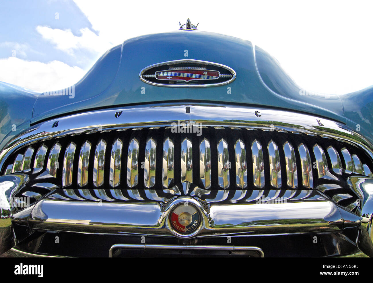 Classic car buick grille Banque de photographies et d’images à haute ...