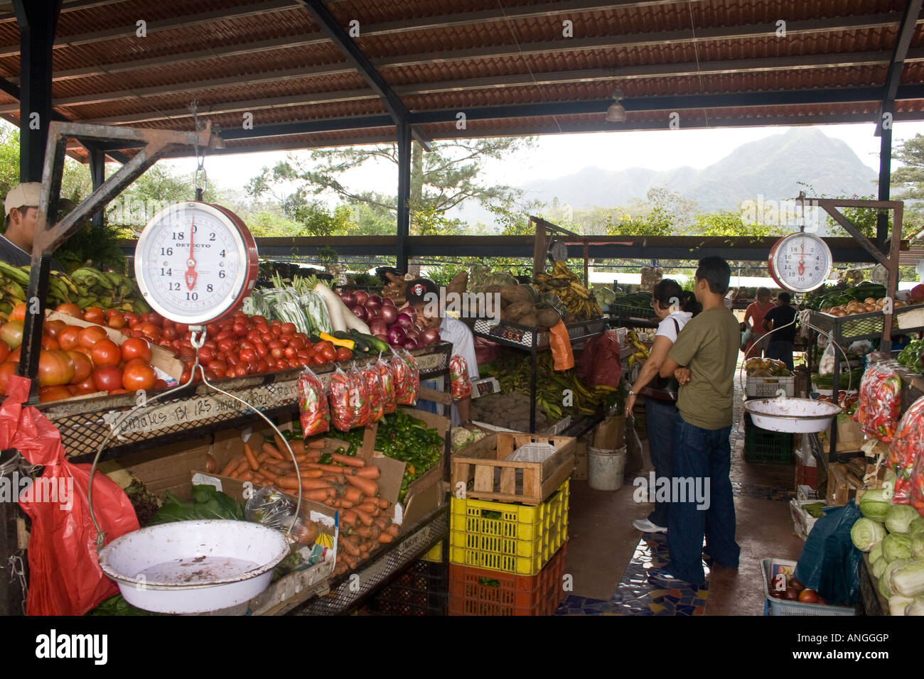 Des produits frais au marché d'El Valle de Anton Banque D'Images