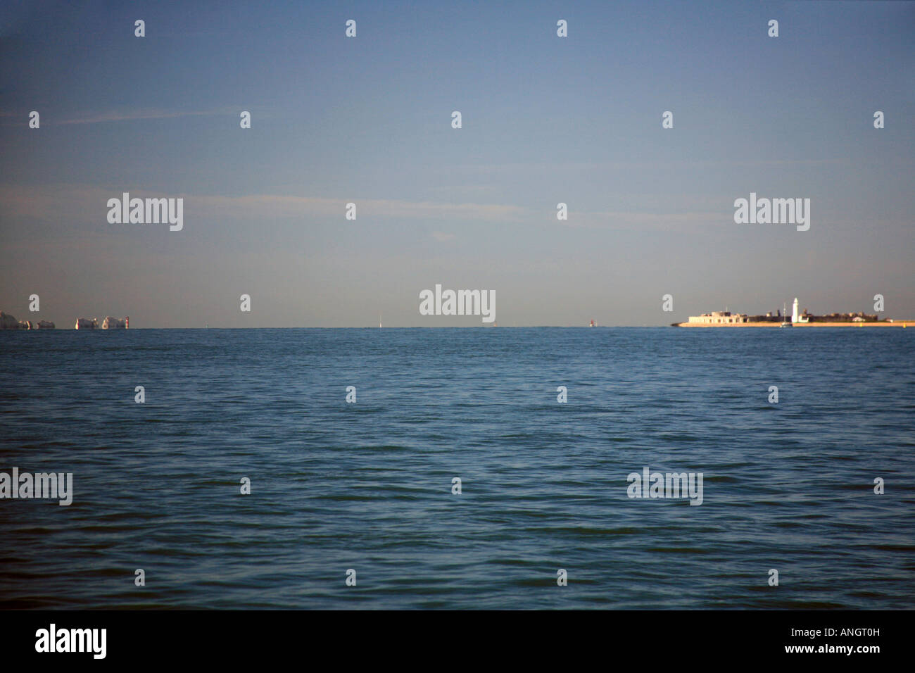 Les Aiguilles Hurst Punto phares le Solent Hampshire UK Banque D'Images