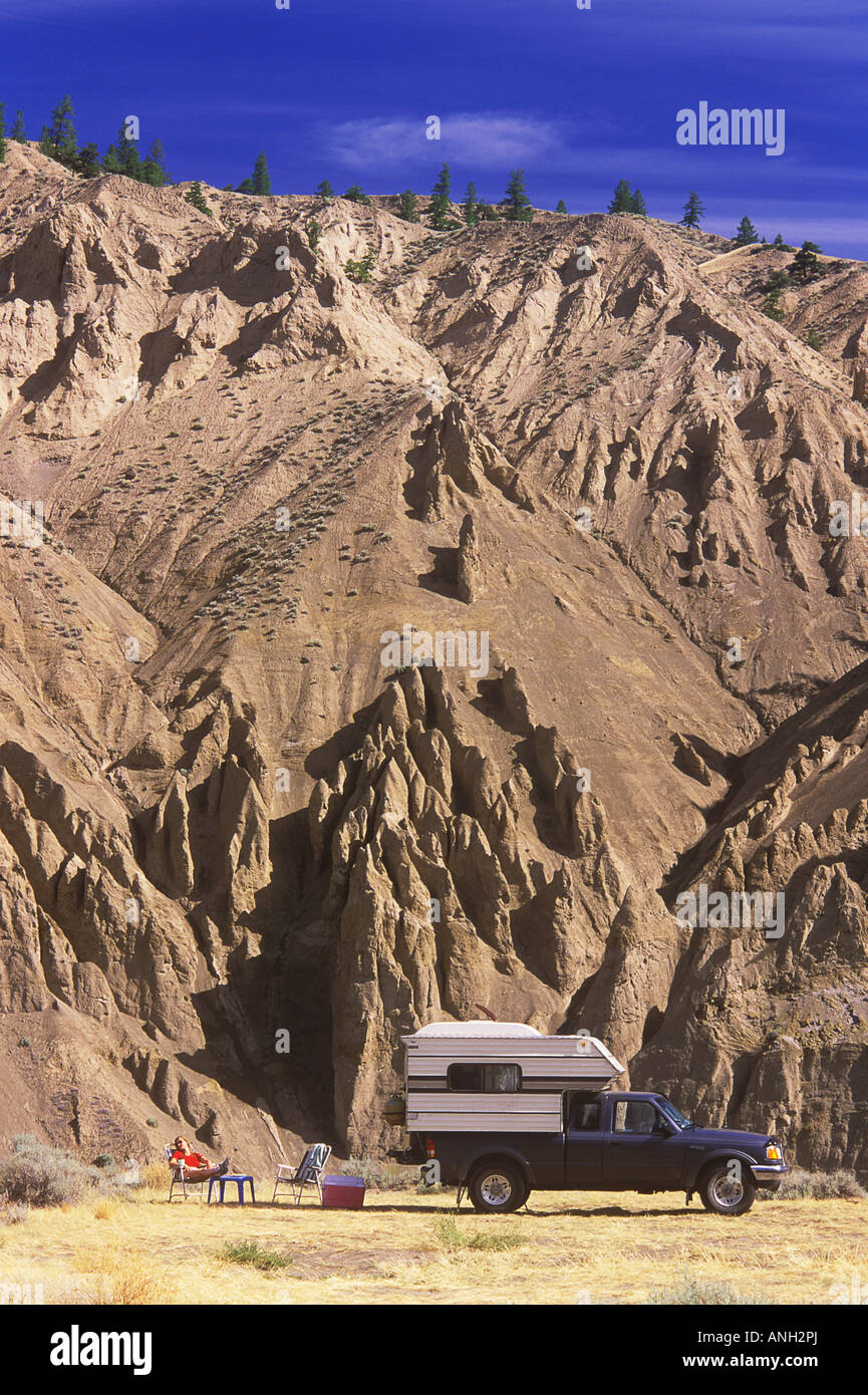 Camping par région de la rivière Chilcotin, Hoodoos, canyon Farwell, British Columbia, Canada. Banque D'Images