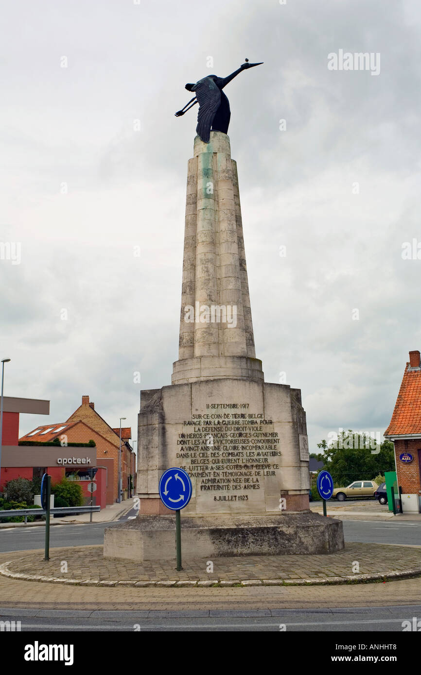 Mémorial à l'anglais WW1 Capitaine pilote Georges Guynemer à Poelkapelle Belgique Banque D'Images