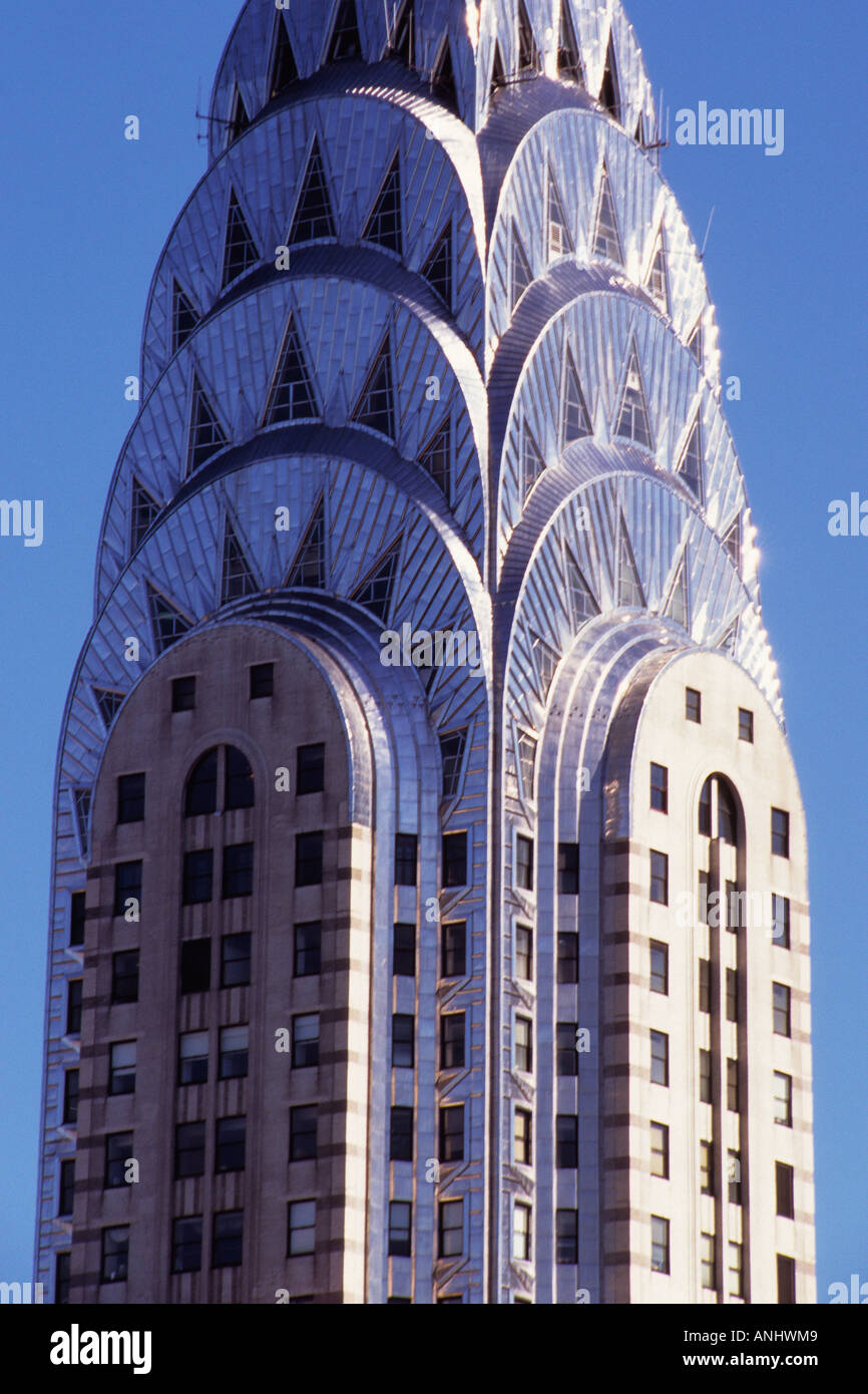 Chrysler Building New York City Midtown Manhattan point de repère. L'antenne des fenêtres cintrées de lancet se ferme de près. Gratte-ciel de l'immobilier commercial. ÉTATS-UNIS Banque D'Images