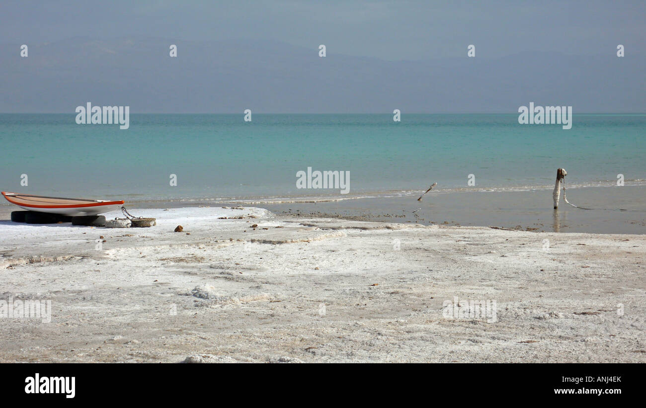 La mer Morte à Ein Gedi, Israël Banque D'Images