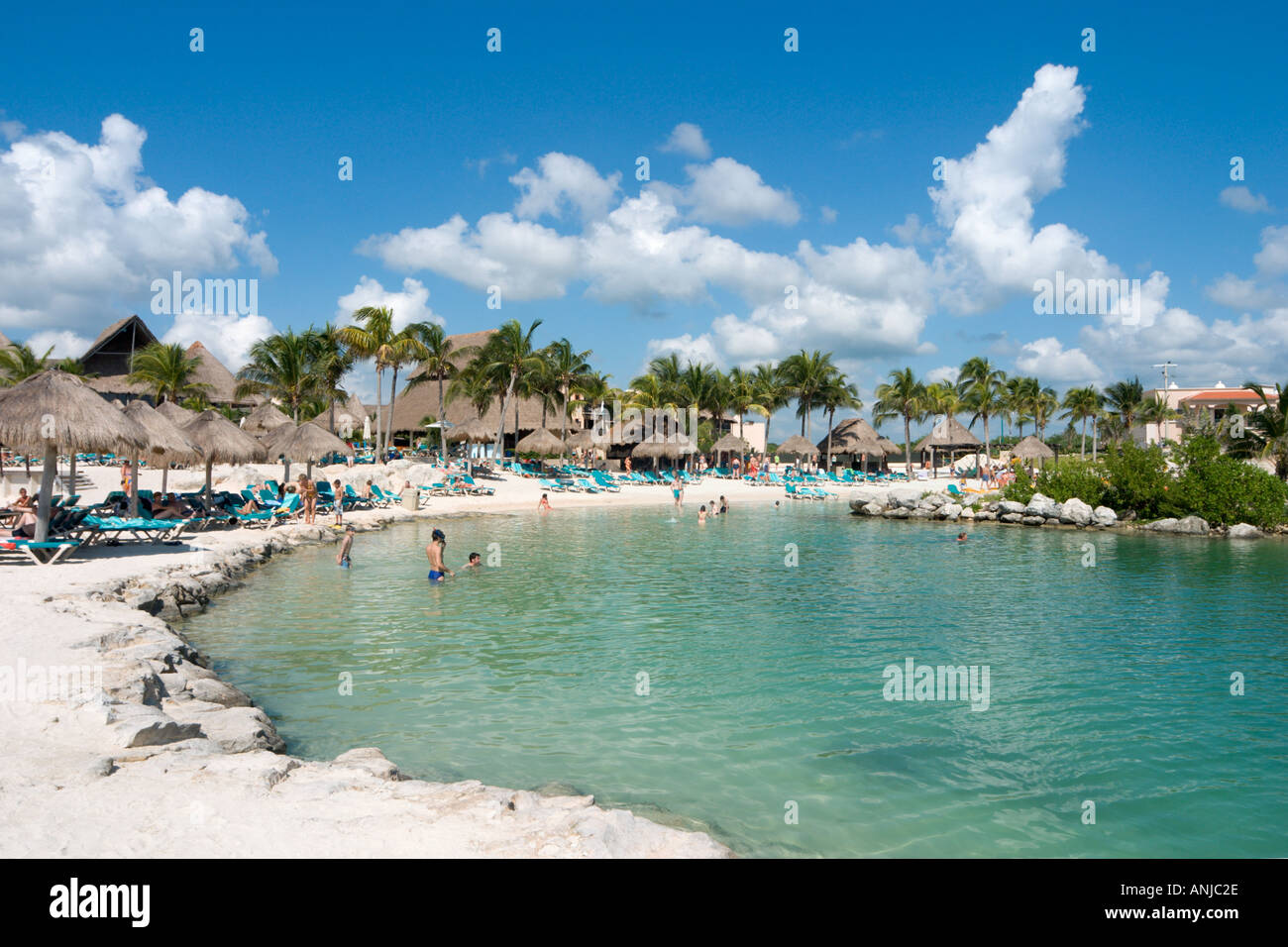 Plage devant l'hôtel Catalonia Riviera Maya, Puerto Aventuras, Riviera Maya, péninsule du Yucatan, Mexique Banque D'Images