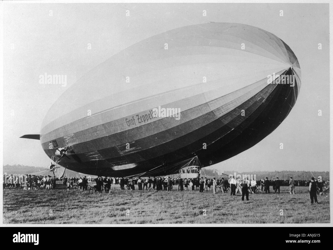 Graf Zeppelin le décollage Banque D'Images
