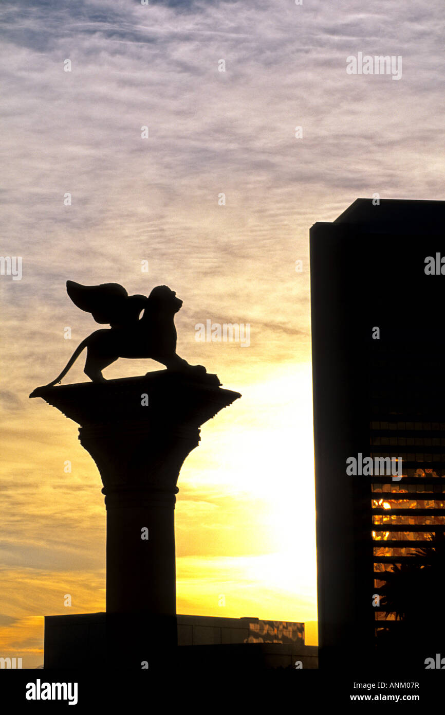 Réplique de la Leo di San Marco à l'extérieur de l'hôtel vénitien et Casino Las Vegas NEVADA USA Banque D'Images