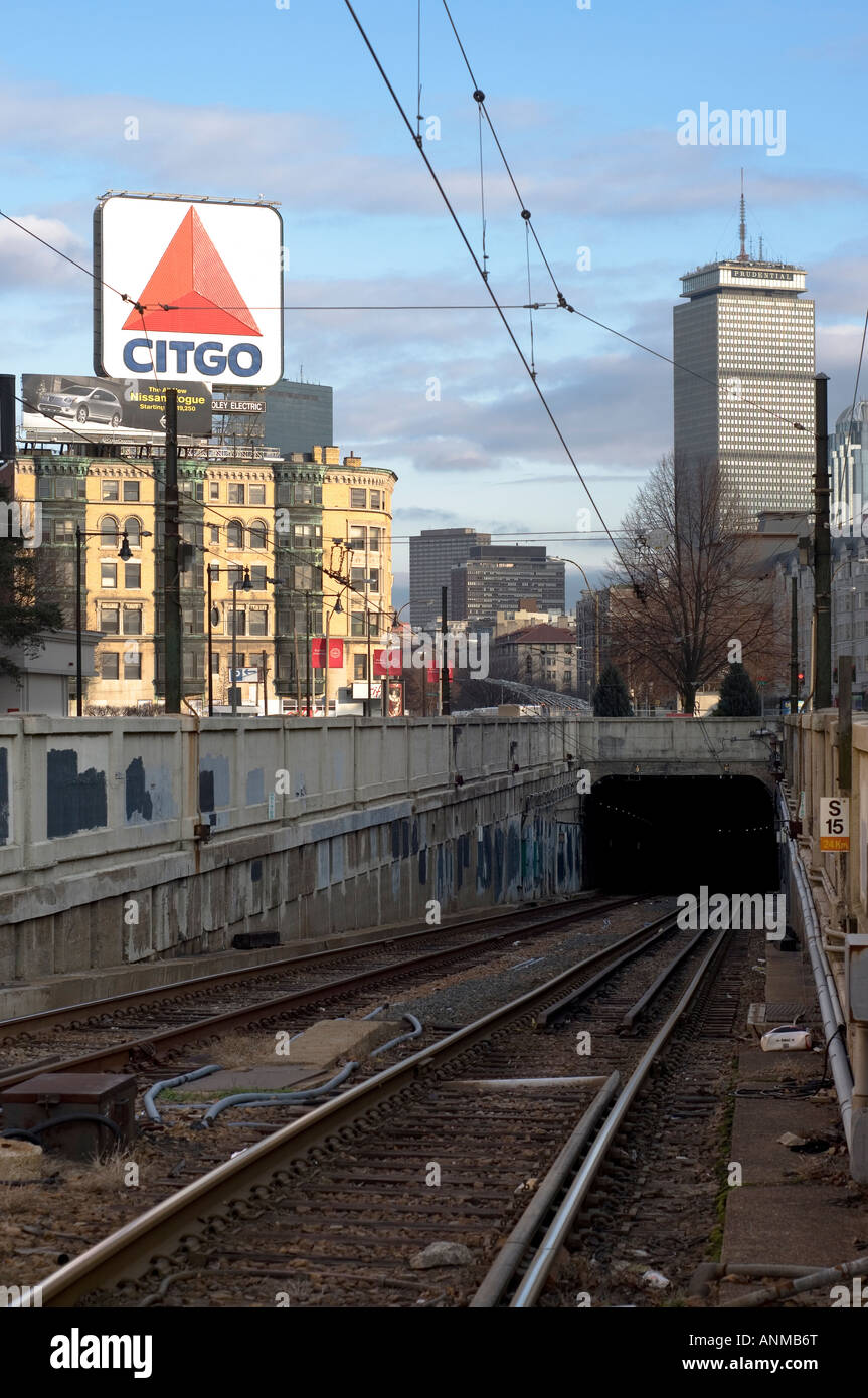 Une ligne verte de Boston dirigé trolley track sous terre. Banque D'Images