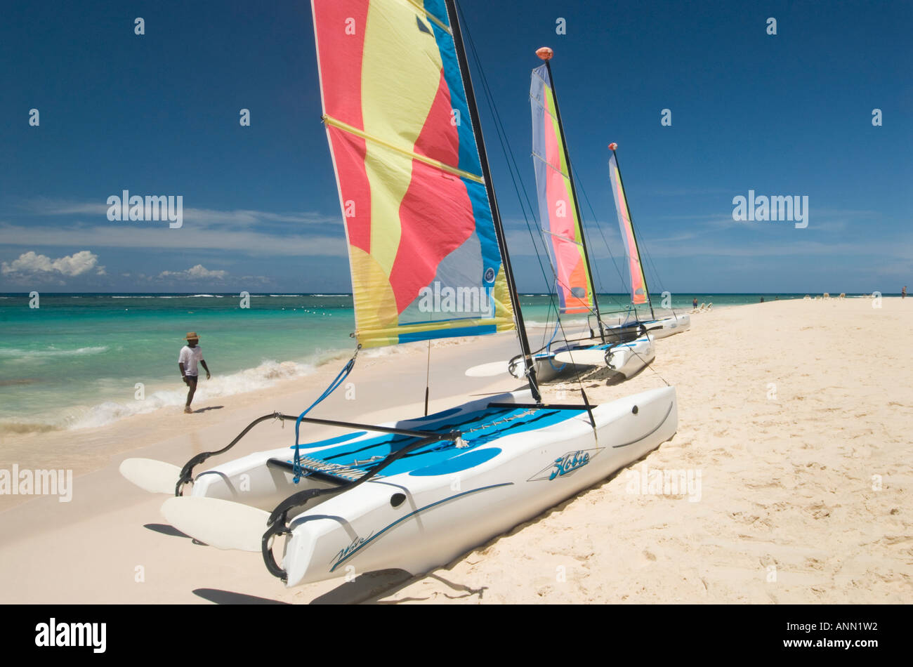 Catamarans sur la plage de Punta Cana, République dominicaine, Août 2006 Banque D'Images