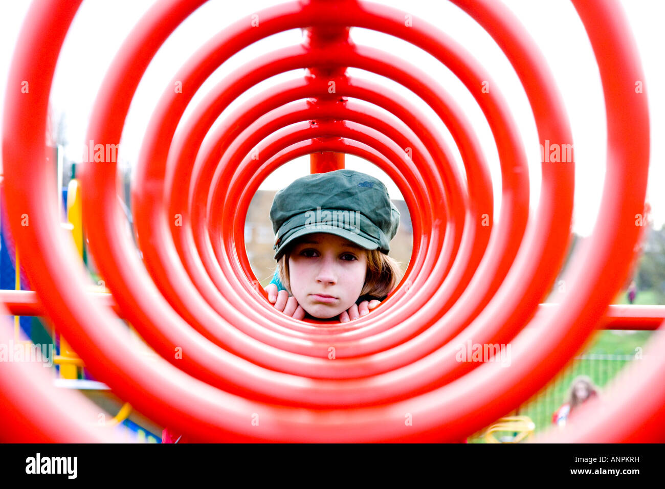 Portrait enfant tunnel rouge stylisé Banque D'Images