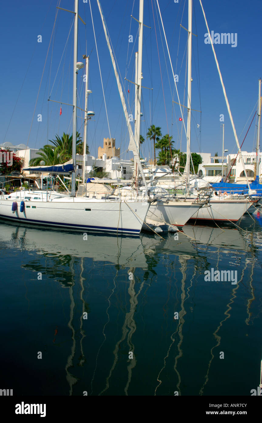 Yachts amarrés à Port El-kantaoui Tunisie Banque D'Images