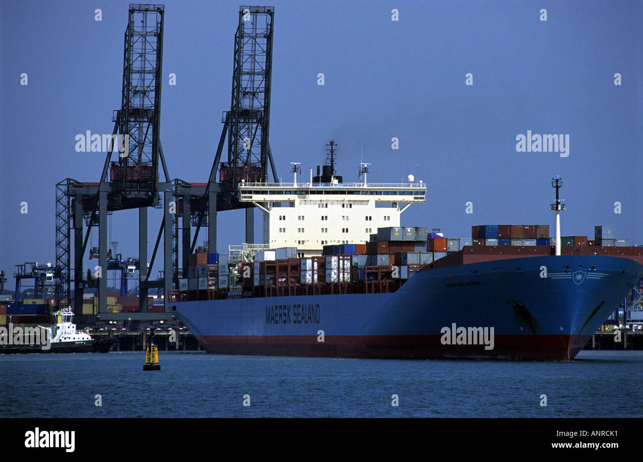 'Chastine Maersk container ship', port de Felixstowe, Suffolk, UK. Banque D'Images