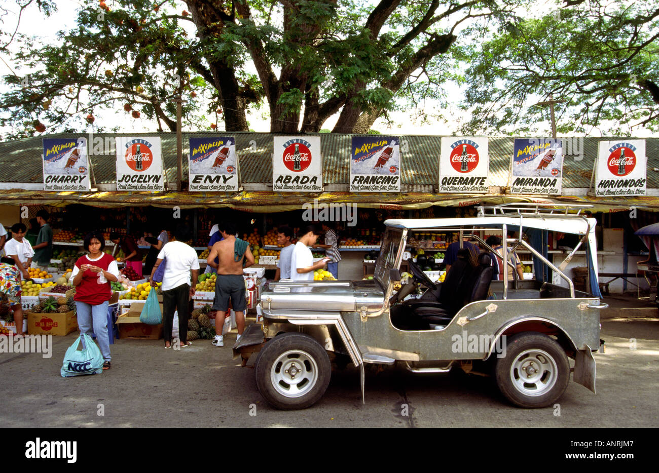 Philippines Palawan Puerto Princesa jeep à Valencia Street Market Banque D'Images