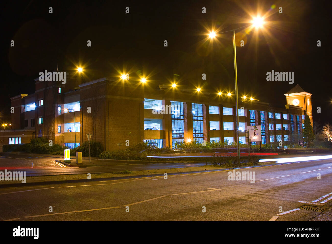 Plusieurs étages de nuit à Bury St Edmunds, Royaume-Uni Banque D'Images