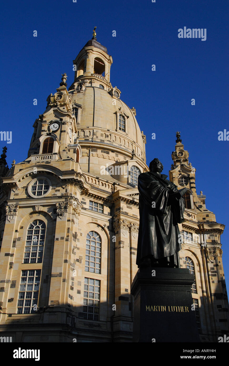 L'église Frauenkirche, Martin Luther statue, Dresden, Allemagne Banque D'Images