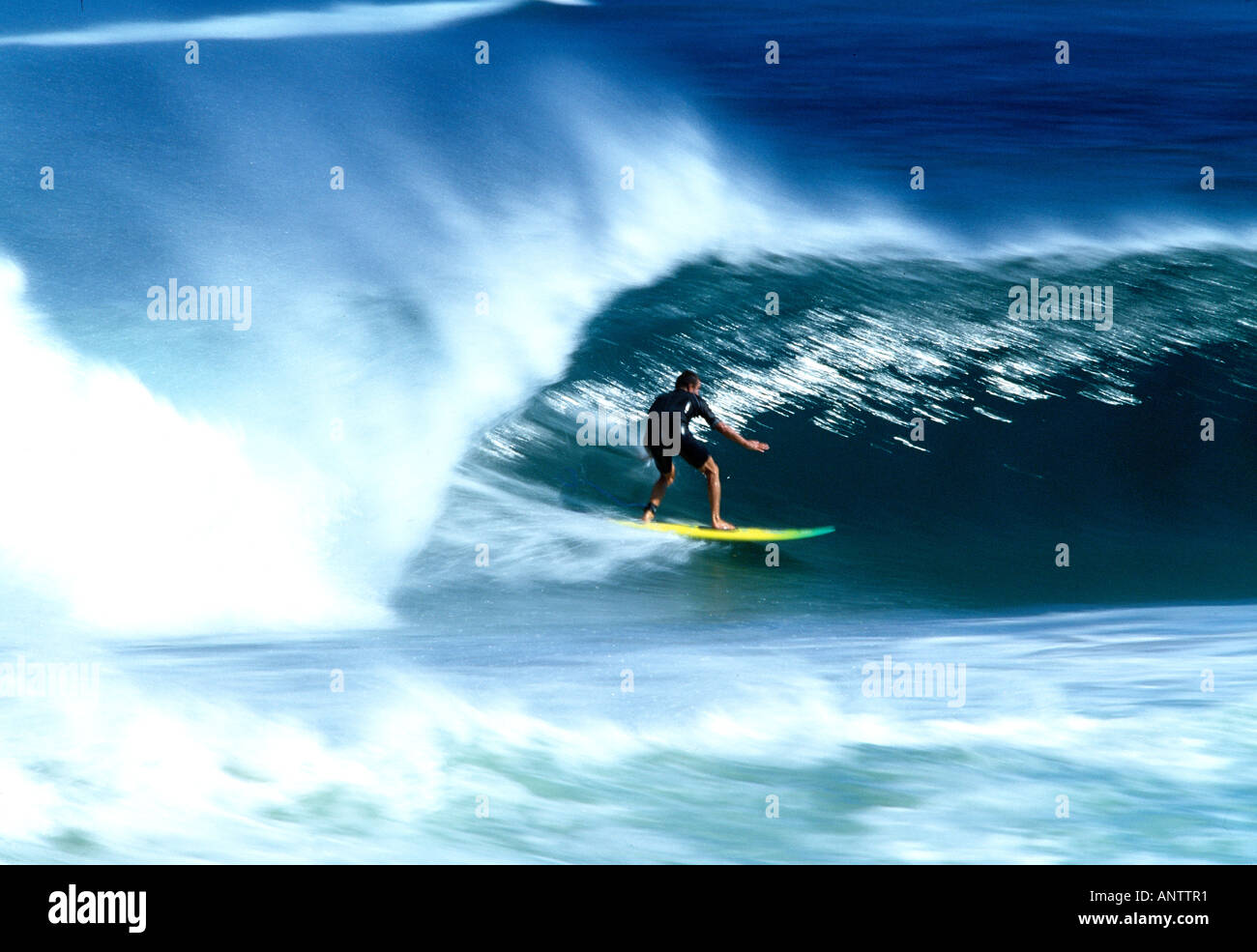 GABE DAVIES FLOU ACTION SURF ESPAGNE Banque D'Images
