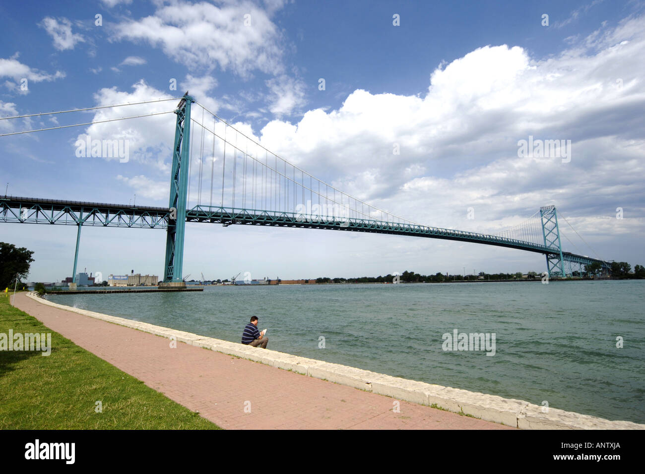 Le pont Ambassador de Detroit Michigan MI USA Canada à Windsor Banque D'Images