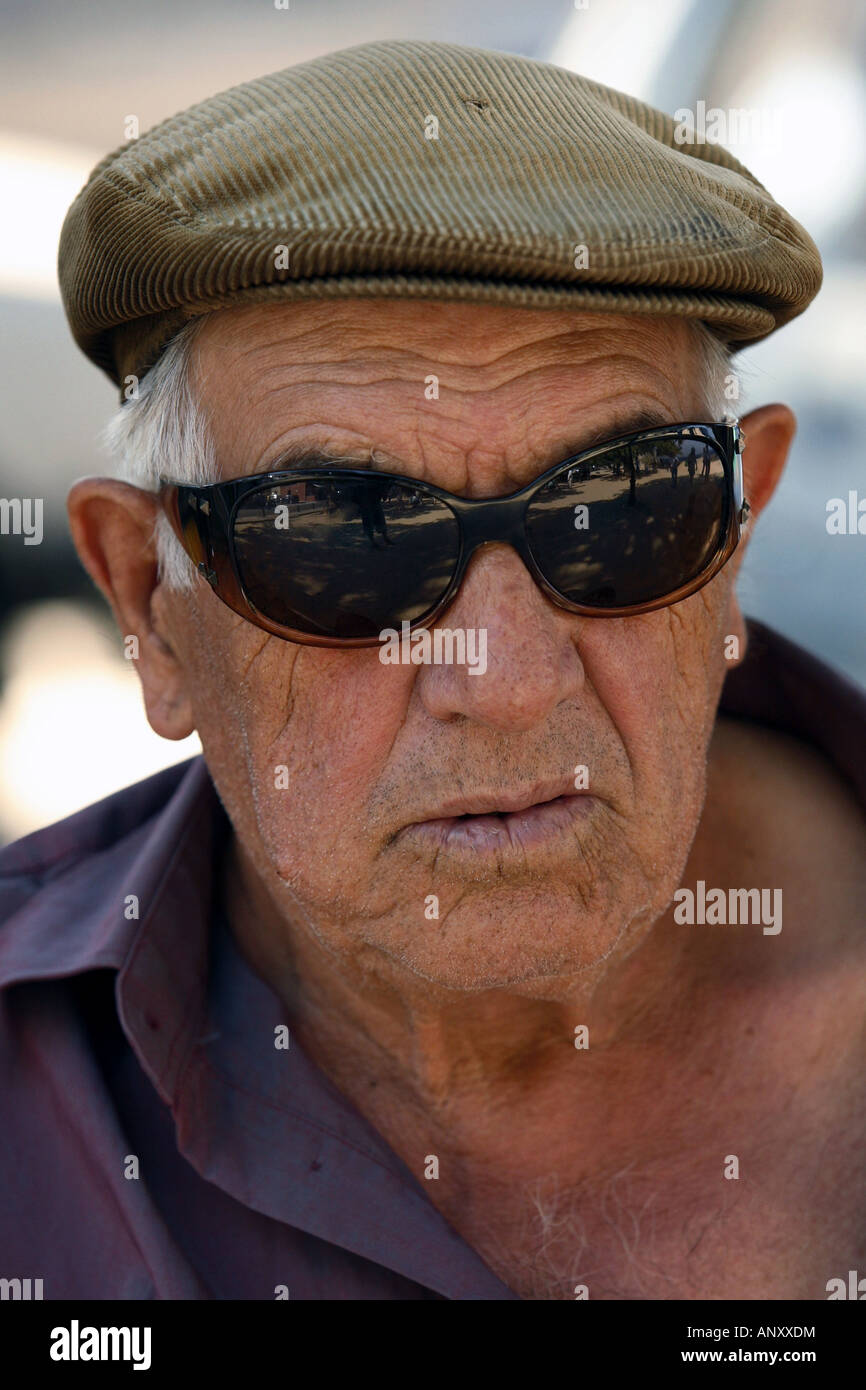 Un homme âgé, Calvi, Corse, France Banque D'Images