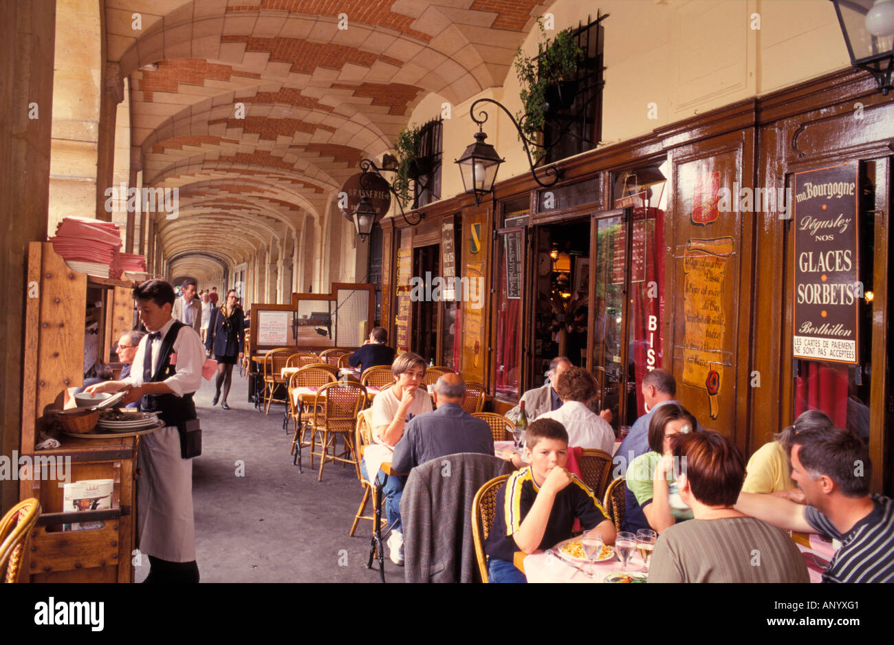 France, Paris, Place des Vosges. Banque D'Images