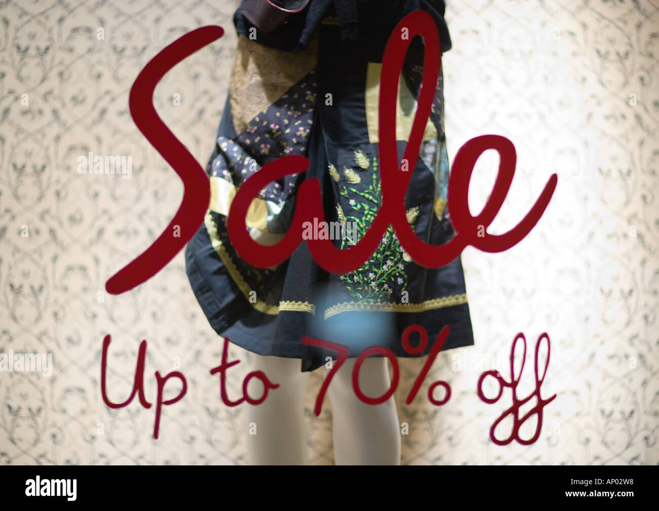 Vente signe sur shop window Banque D'Images