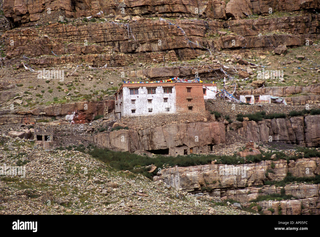 Monastère de CHUKU NYAN RI sur la kora autour du mont Kailash, 6638 mètres le plus sacré PIC HIMALAYA TIBET Banque D'Images