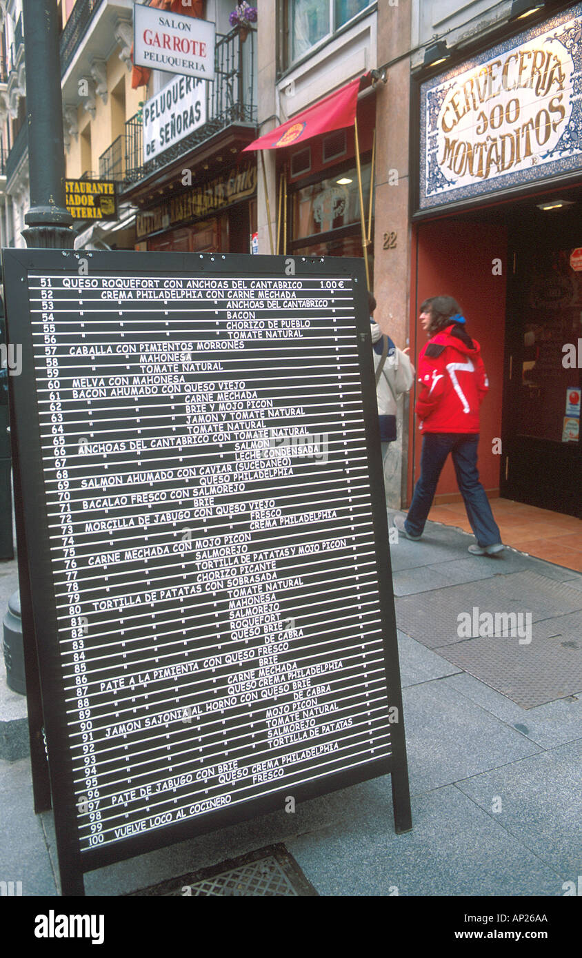 Panneau de menu dans un restaurant à Madrid Espagne Banque D'Images