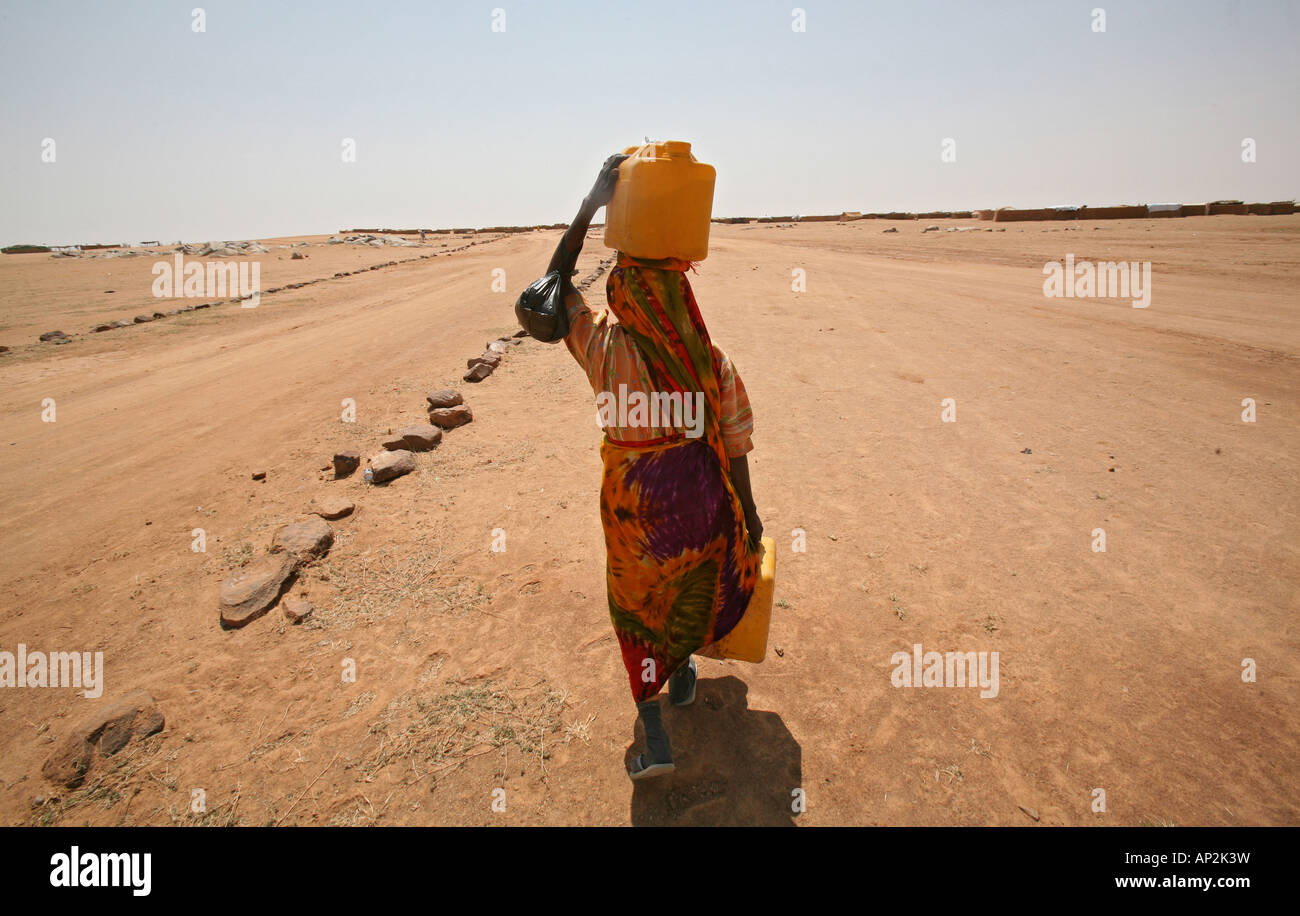 Watersupply que l'aide humanitaire Banque D'Images