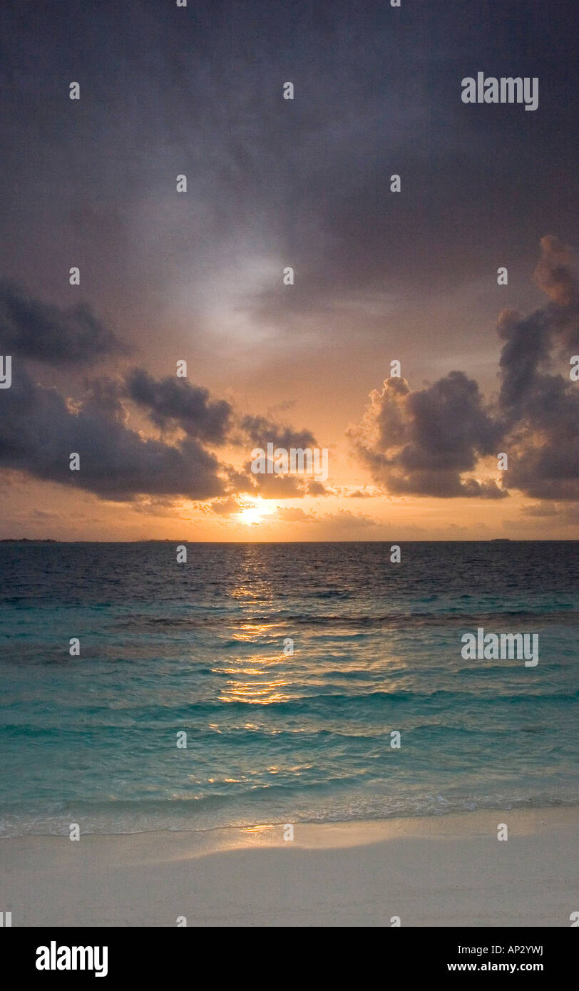 coucher de soleil Maldives Banque D'Images