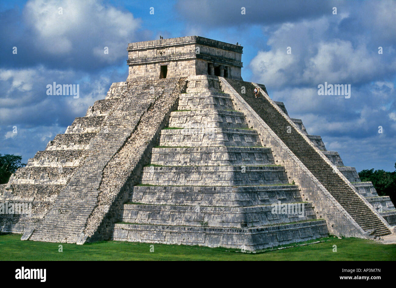 El Castillo Pyramide de Kukulcán Chichen Itza Yucatan Mexique Banque D'Images