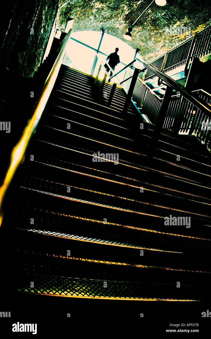 La figure du haut des escaliers Banque D'Images