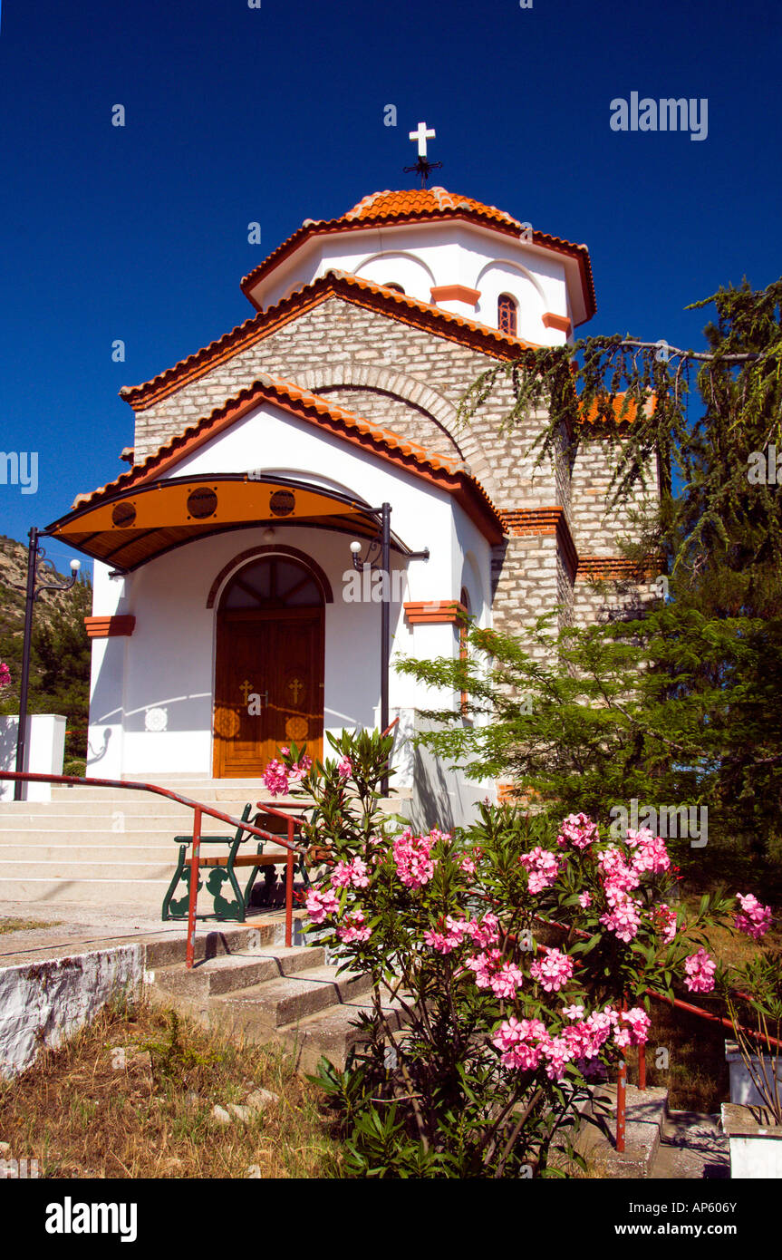 Une petite église orthodoxe grecque Egnatia à près de Kavala Grèce Banque D'Images