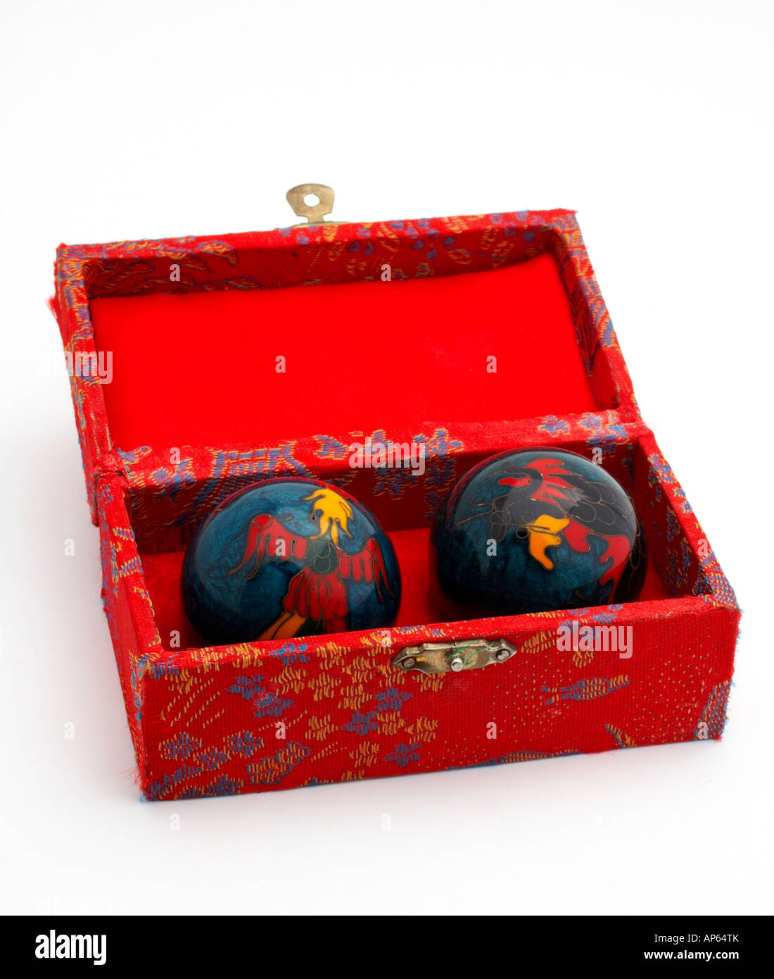 Balles de massage chinois pour l'intérieur de la boîte rouge Banque D'Images