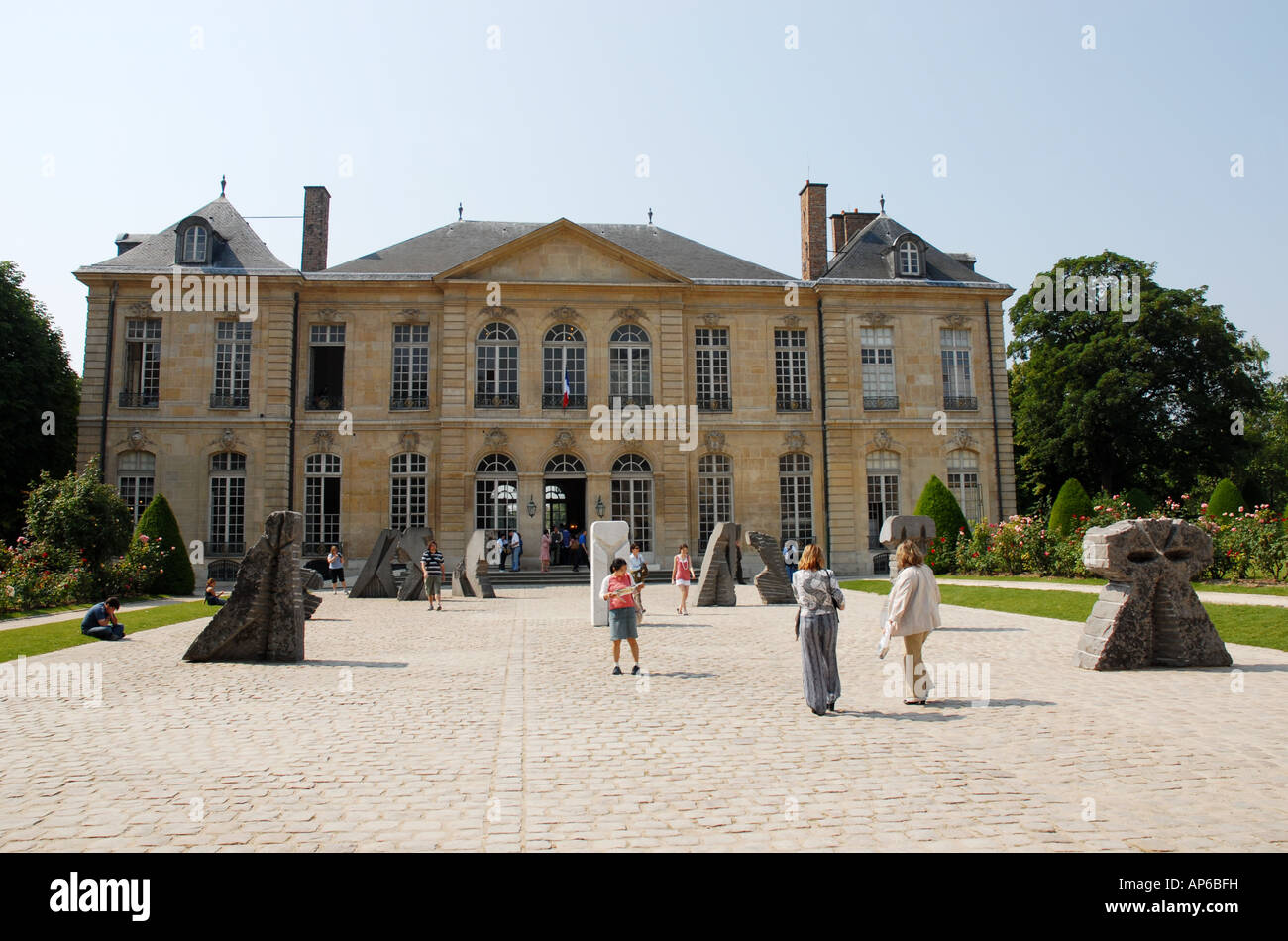 Les sculptures d'un artiste invité (non) rodin au Musée Rodin, 79, rue de  Varenne, 75007, Paris Photo Stock - Alamy